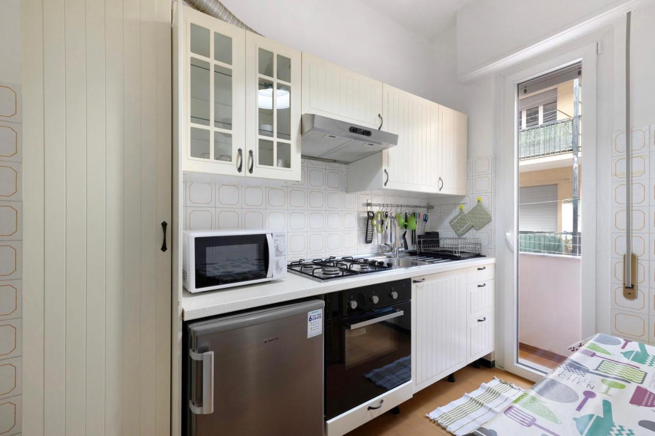 Marina Apartment Finale Ligure Bagian luar foto